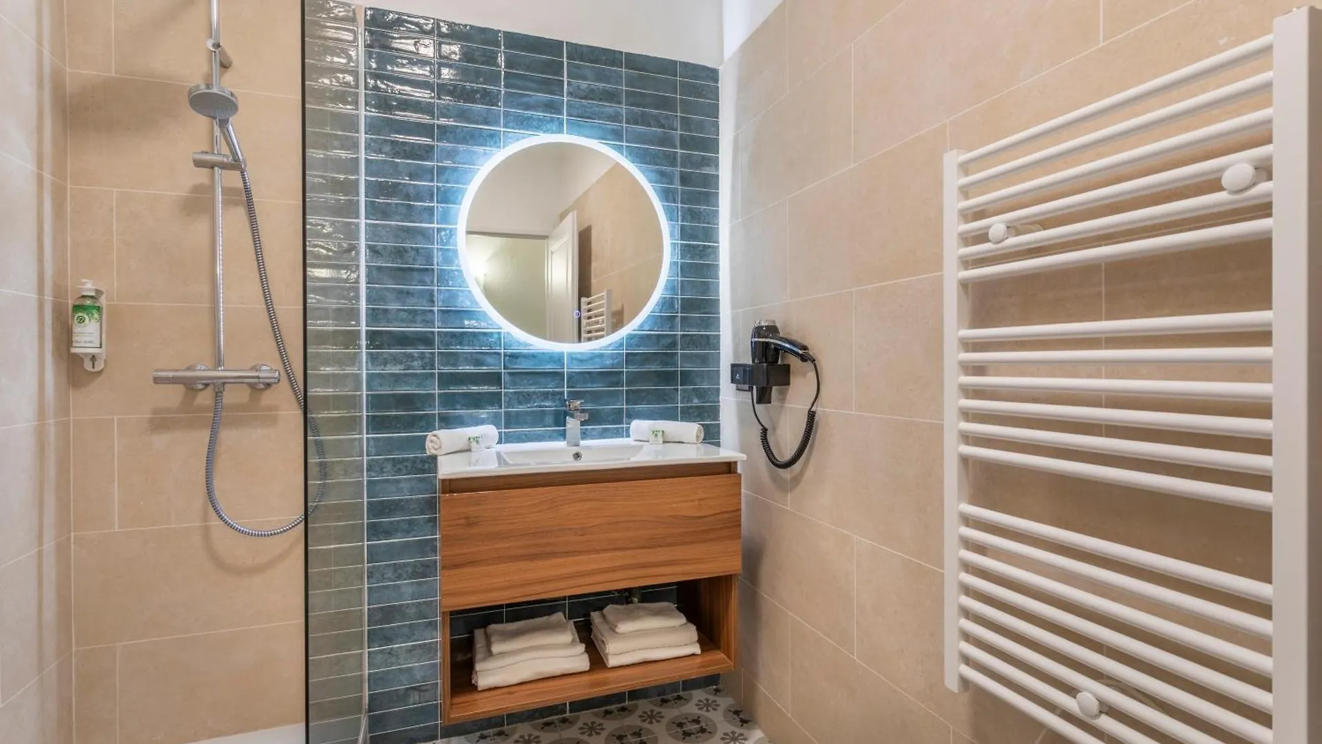 Residhotel Vieux Port Марсель
