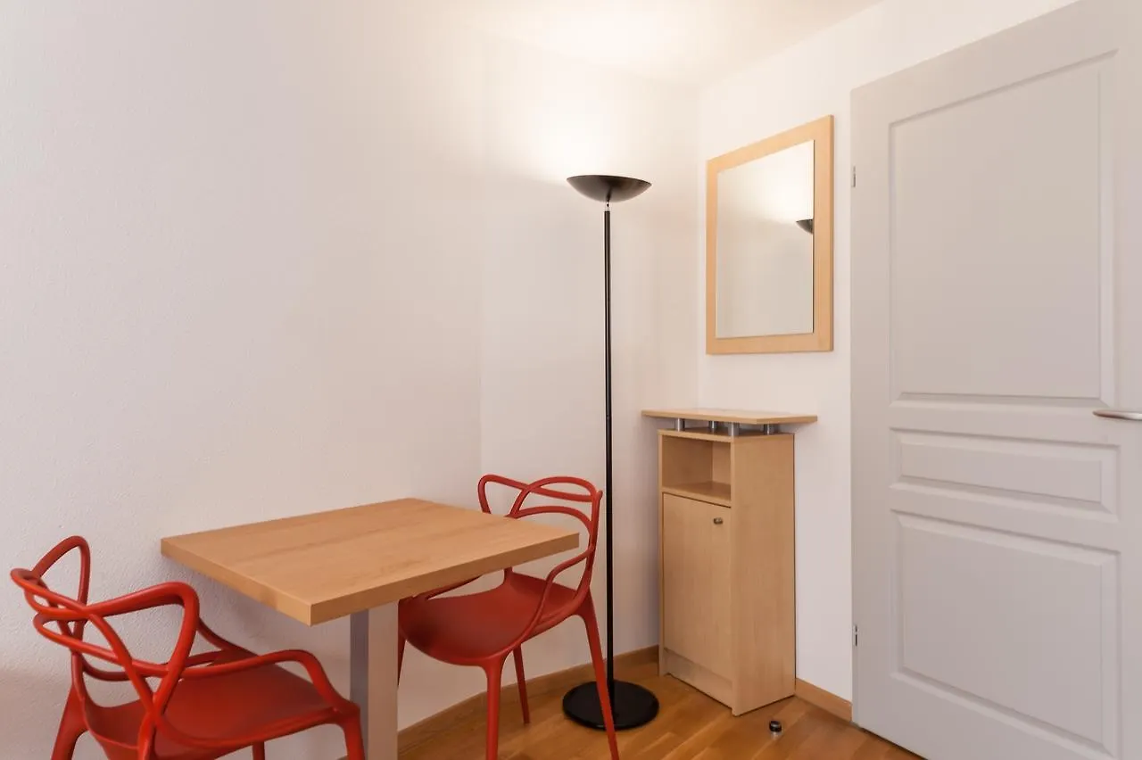 Residhotel Vieux Port Marseille 3*,