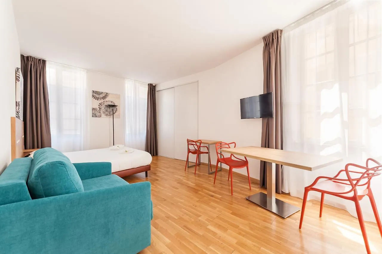 Residhotel Vieux Port Marseille 3*,