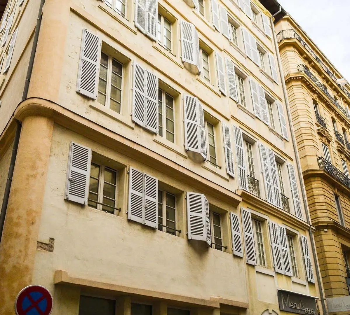 Residhotel Vieux Port Marseille Aparthotel