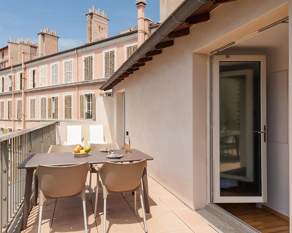 Residhotel Vieux Port Marsilya 3*,